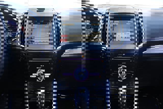 Used 2018 Ford Edge Titanium w/ Equipment Group 301A image 16