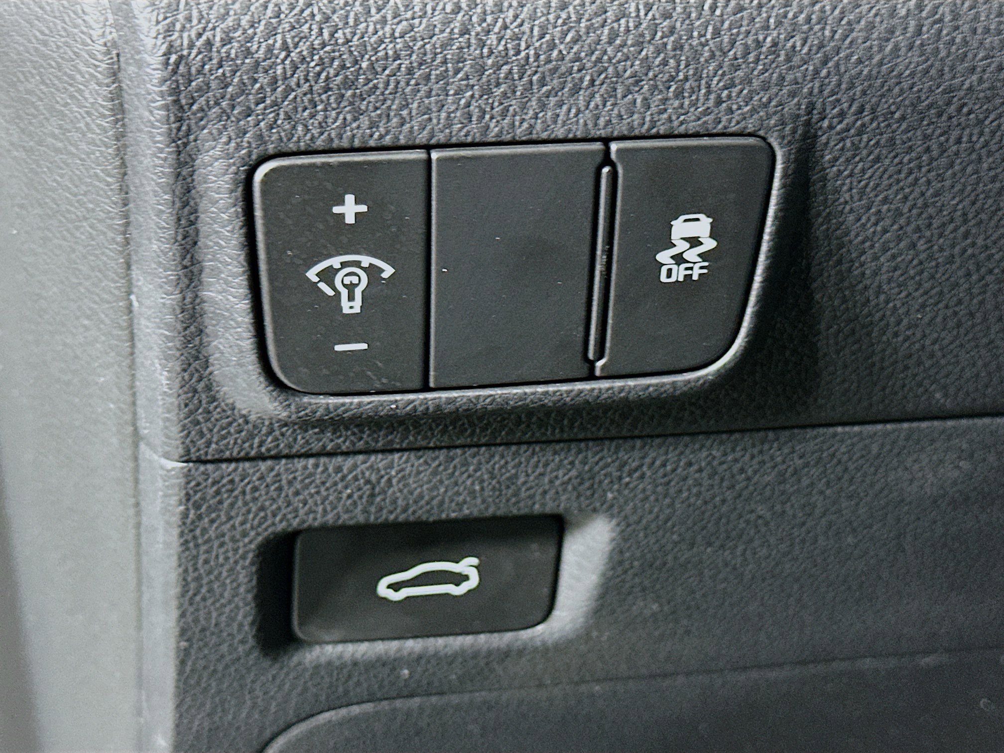 Used 2025 Kia K5 LXS image 17