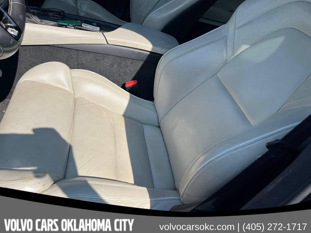 Used 2020 Volvo XC90 T6 R-Design w/ Protection Package Premier AWD/4WD image 12