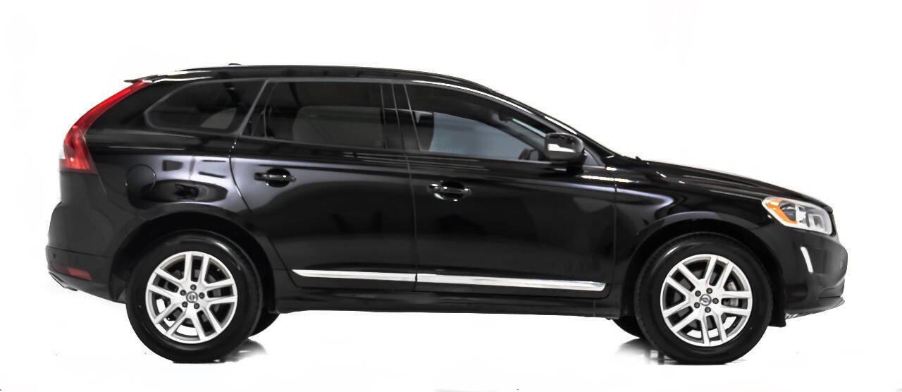 Used 2017 Volvo XC60 T5 w/ Tailgate Package FWD image 5