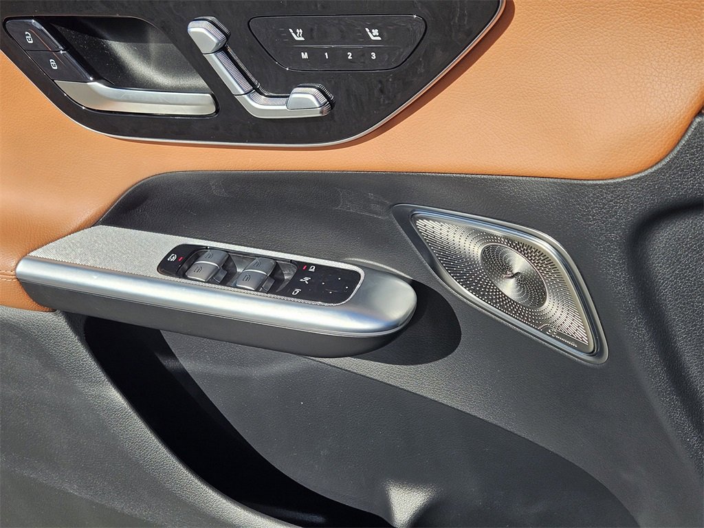 Used 2023 Mercedes-Benz GLC 300 GLC 300 image 17