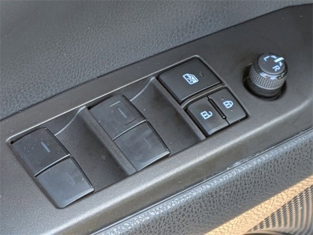 Used 2024 Toyota Camry SE image 15