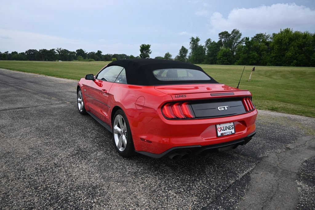 Used 2018 Ford Mustang GT Premium w/ Equipment Group 401A RWD image 12