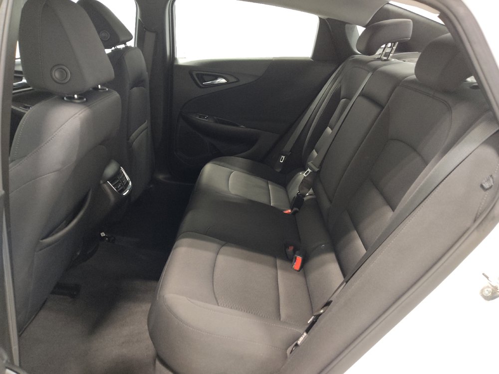 Used 2022 Chevrolet Malibu LT FWD image 18