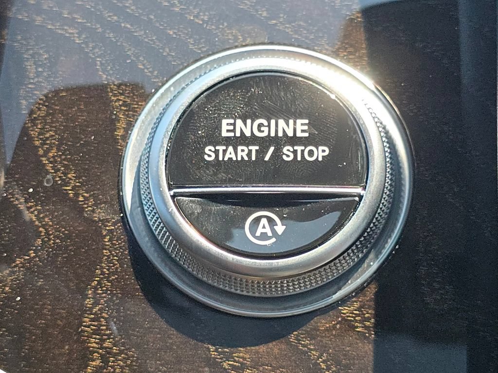 Certified 2024 Mercedes-Benz GLC 300 4MATIC image 36