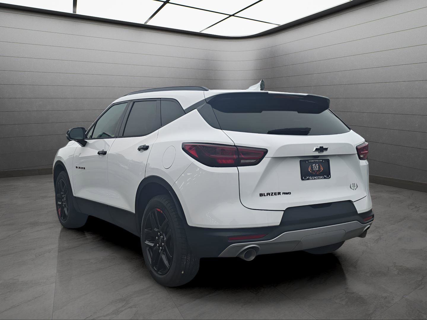 New 2025 Chevrolet Blazer LT w/ Redline Edition image 3