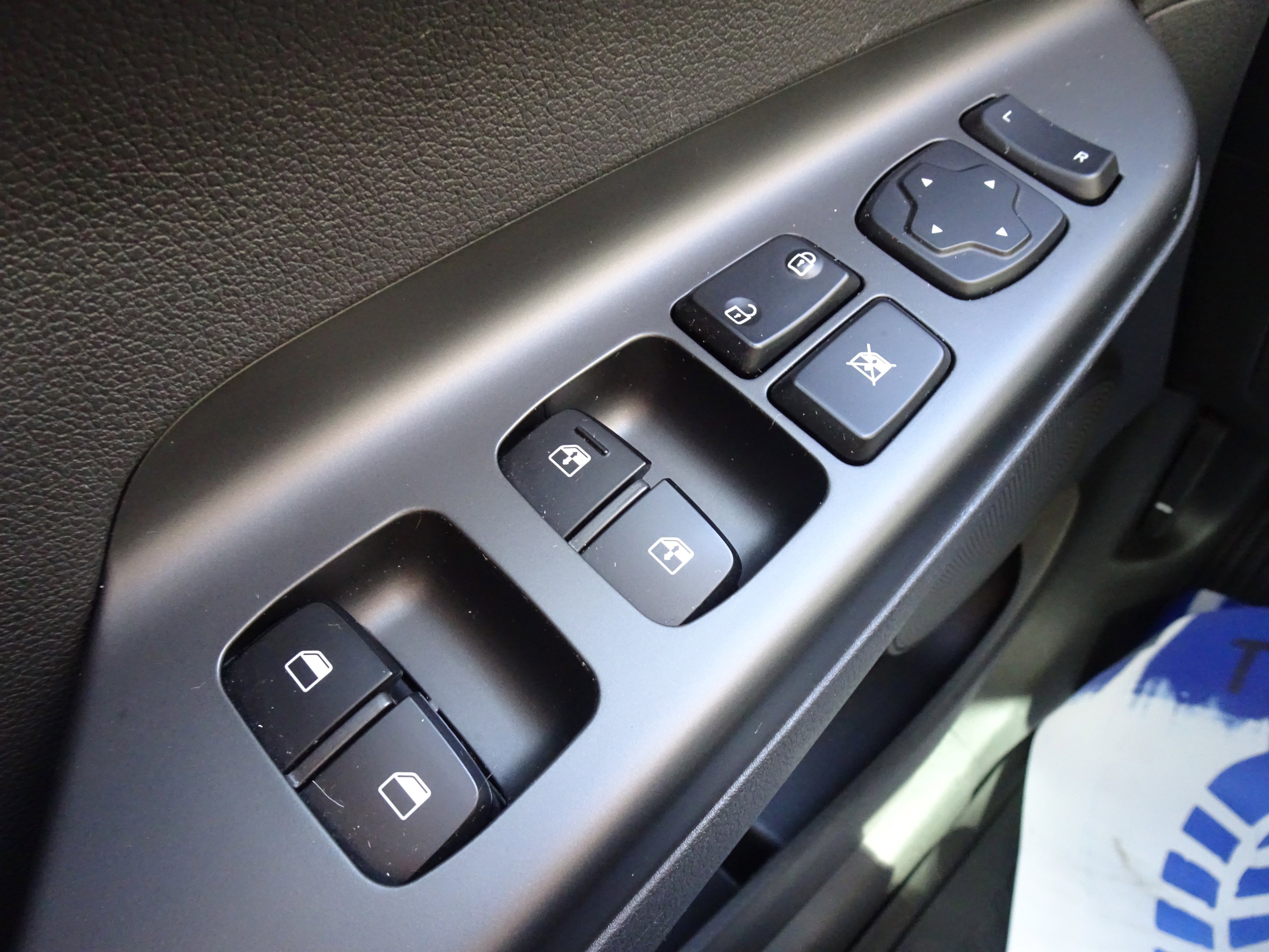 Used 2023 Hyundai Kona SEL w/ Convenience Package image 25