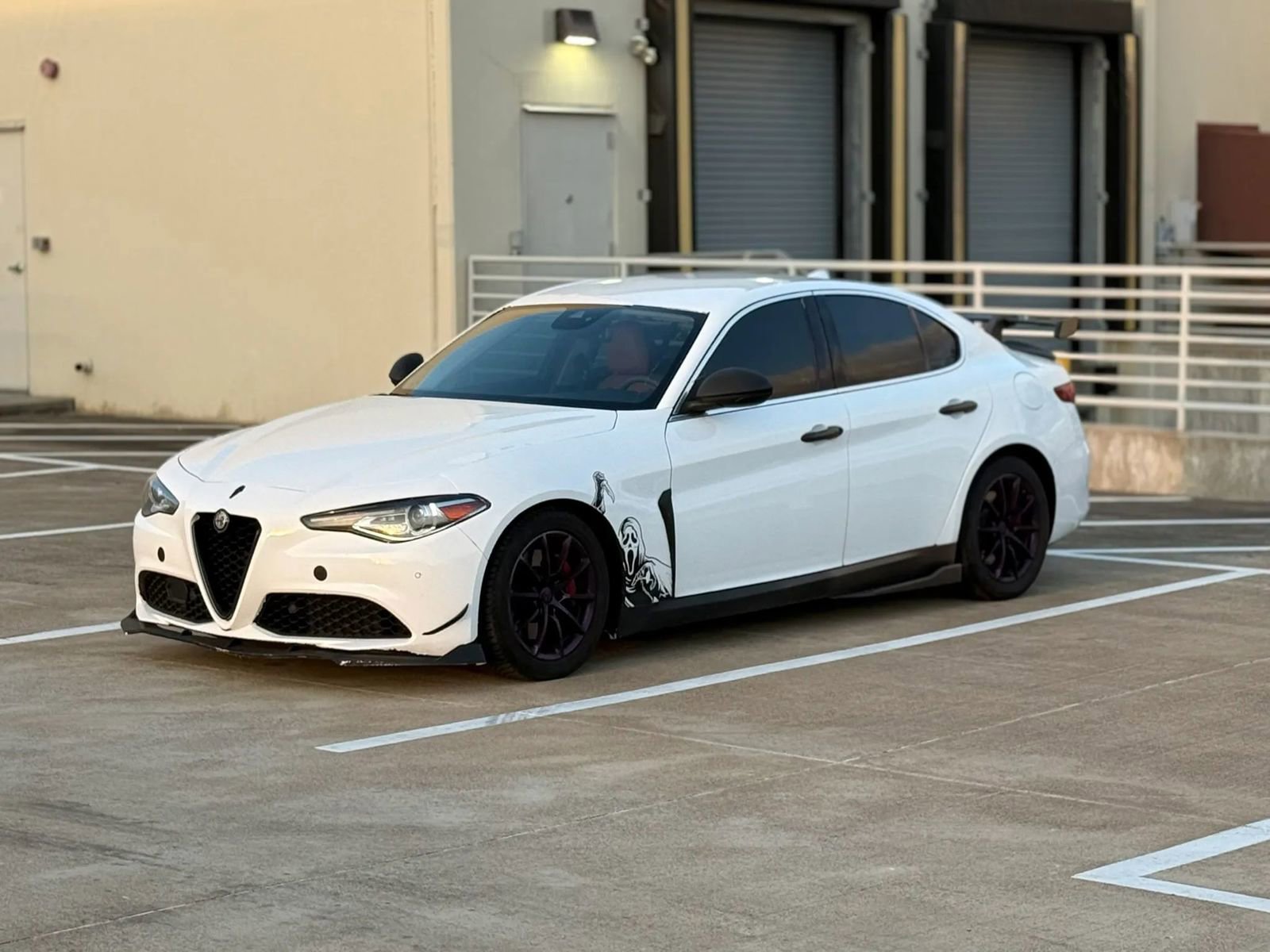 Used 2017 Alfa Romeo Giulia RWD image 3