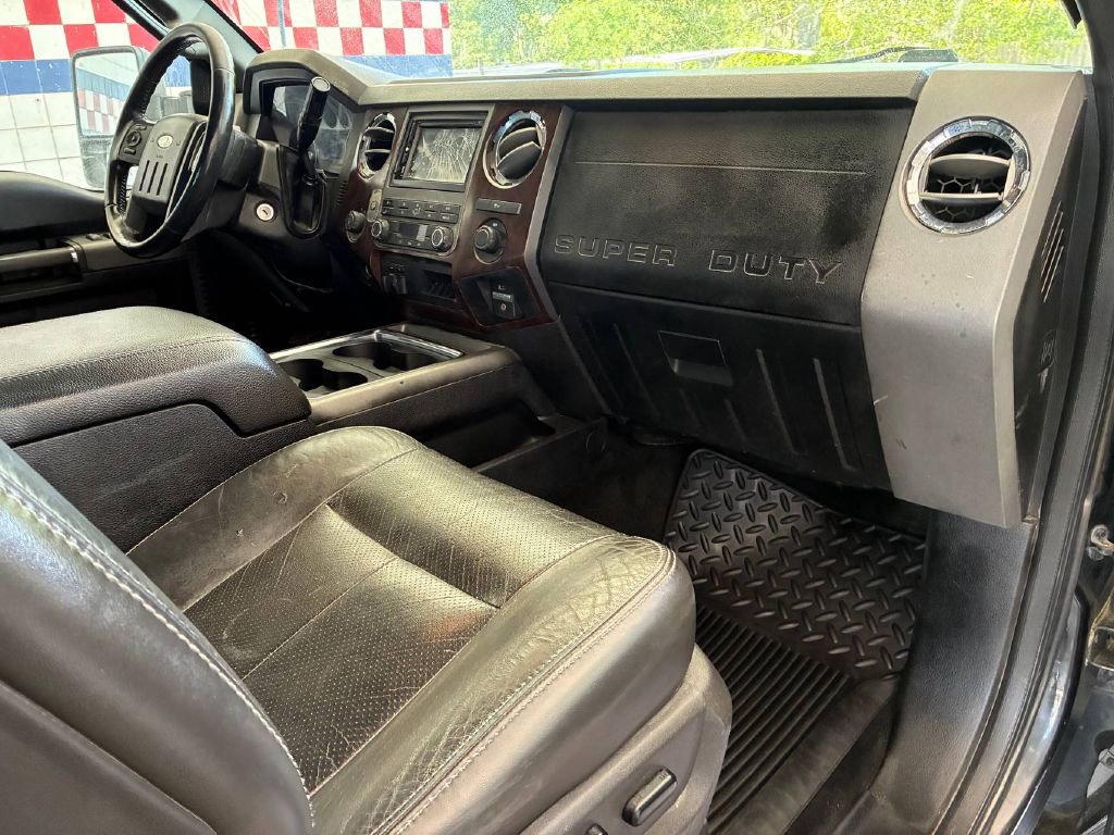 Used 2011 Ford F250 Lariat image 15