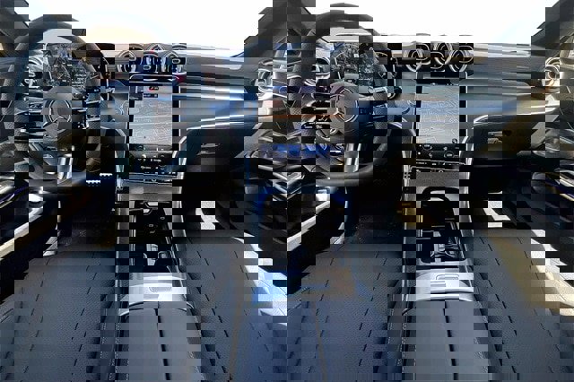 New 2026 Mercedes-Benz CLE 300 4MATIC Coupe image 7