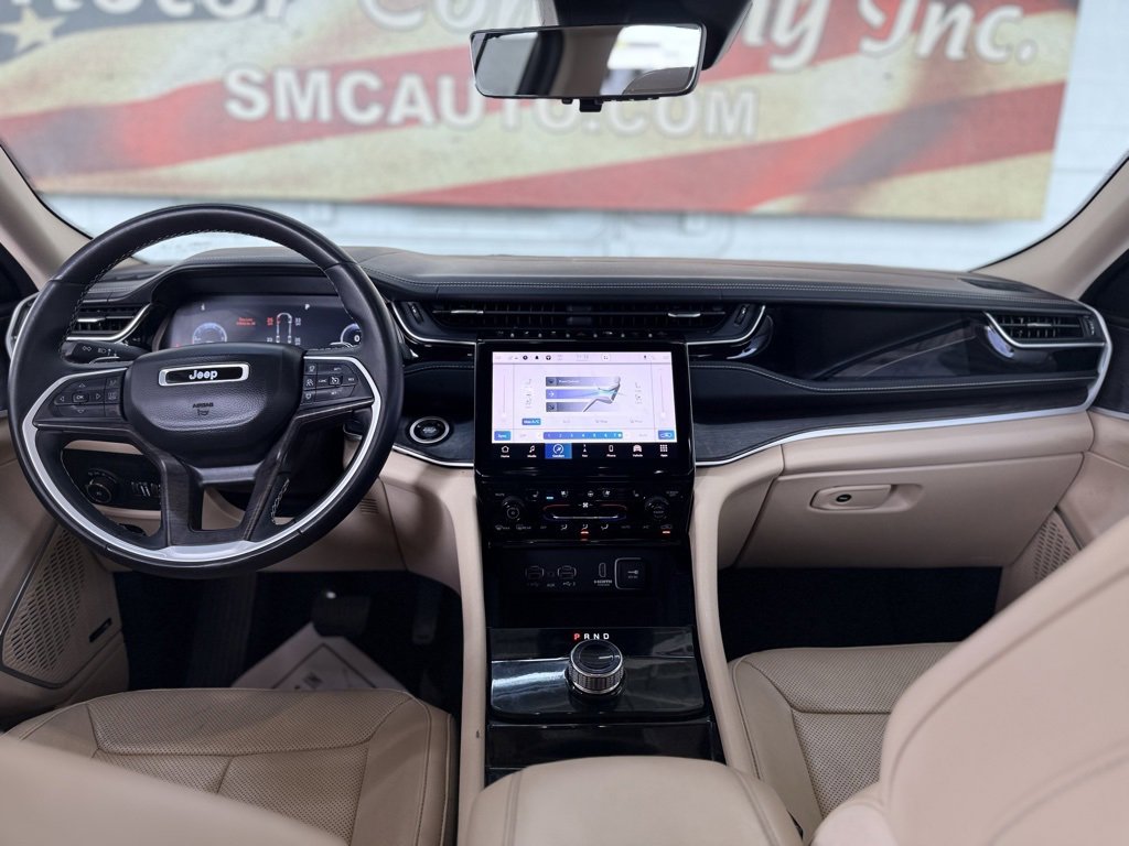 Used 2022 Jeep Grand Cherokee Limited w/ Luxury Tech Group II image 20