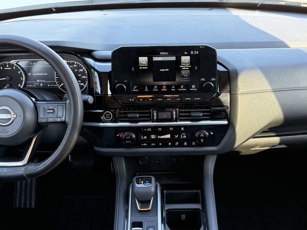 Used 2024 Nissan Pathfinder SL FWD image 14