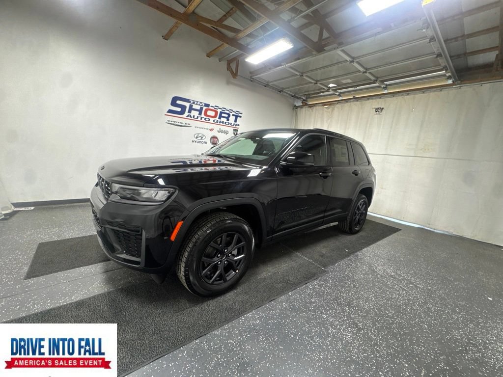 New 2027 Jeep Grand Cherokee Altitude