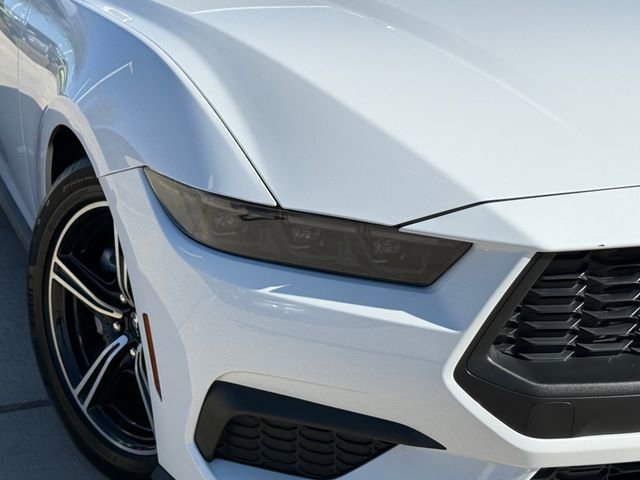 Used 2025 Ford Mustang EcoBoost image 3