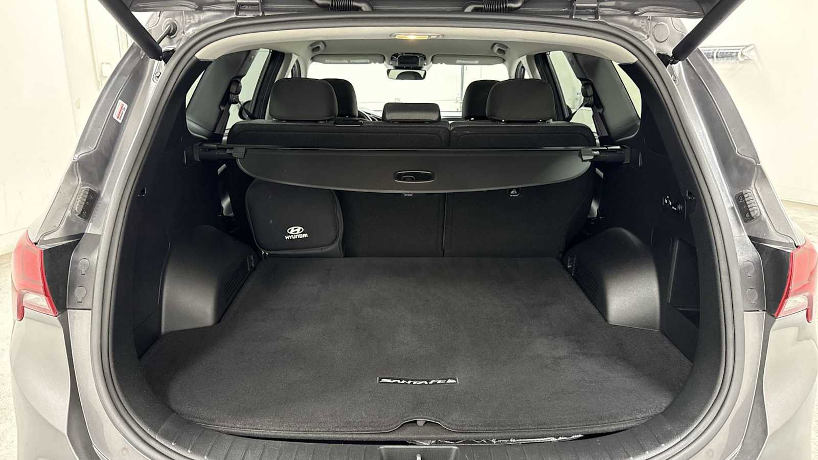 Used 2022 Hyundai Santa Fe SEL Convenience image 26