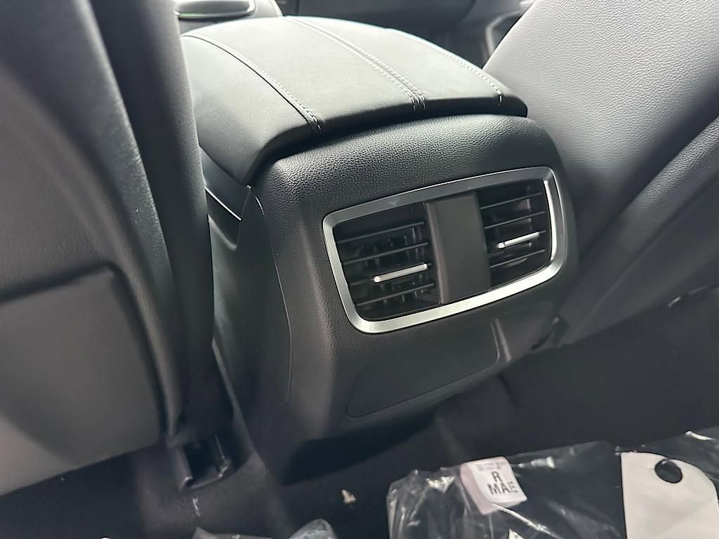 New 2026 Acura RDX SH-AWD image 13