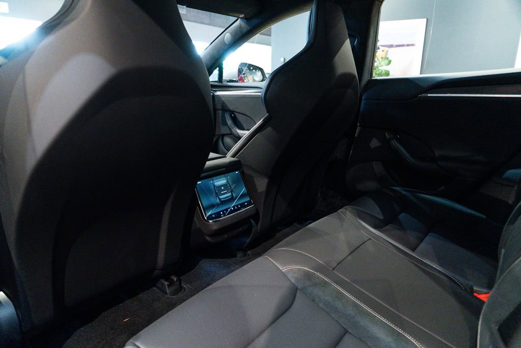 Used 2026 Tesla Model S Plaid AWD/4WD image 36