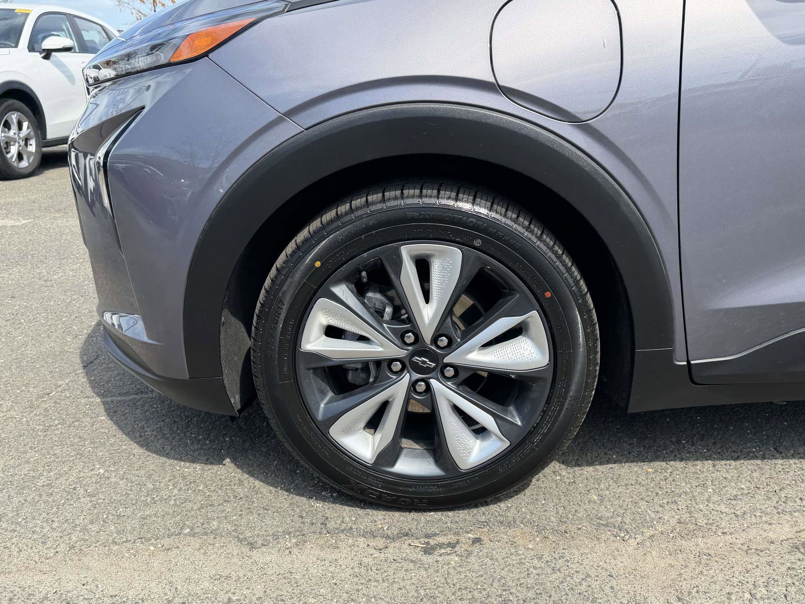 Certified 2022 Chevrolet Bolt EUV LT w/ Convenience Package image 7