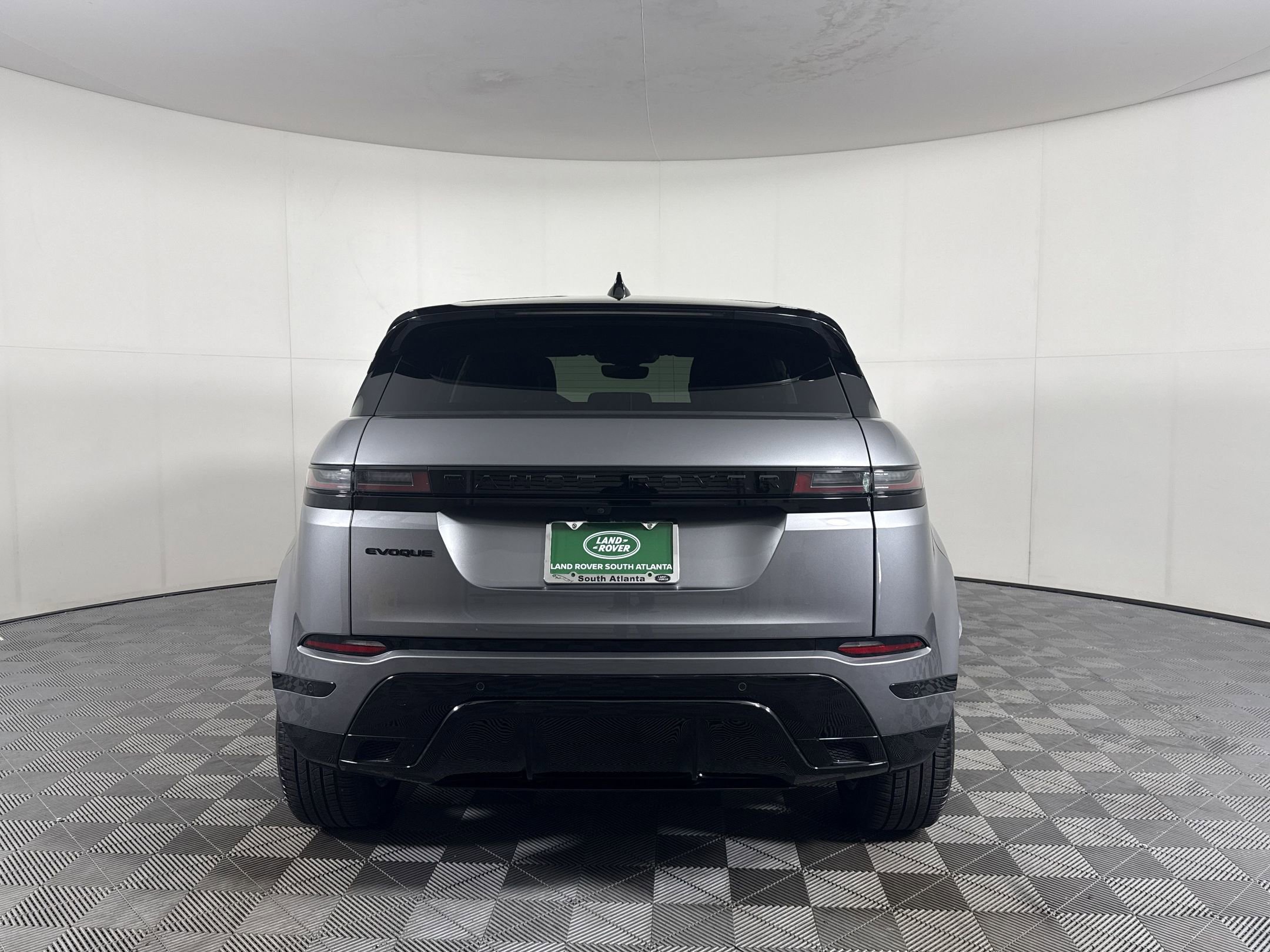 Used 2024 Land Rover Range Rover Evoque Dynamic SE AWD/4WD image 10