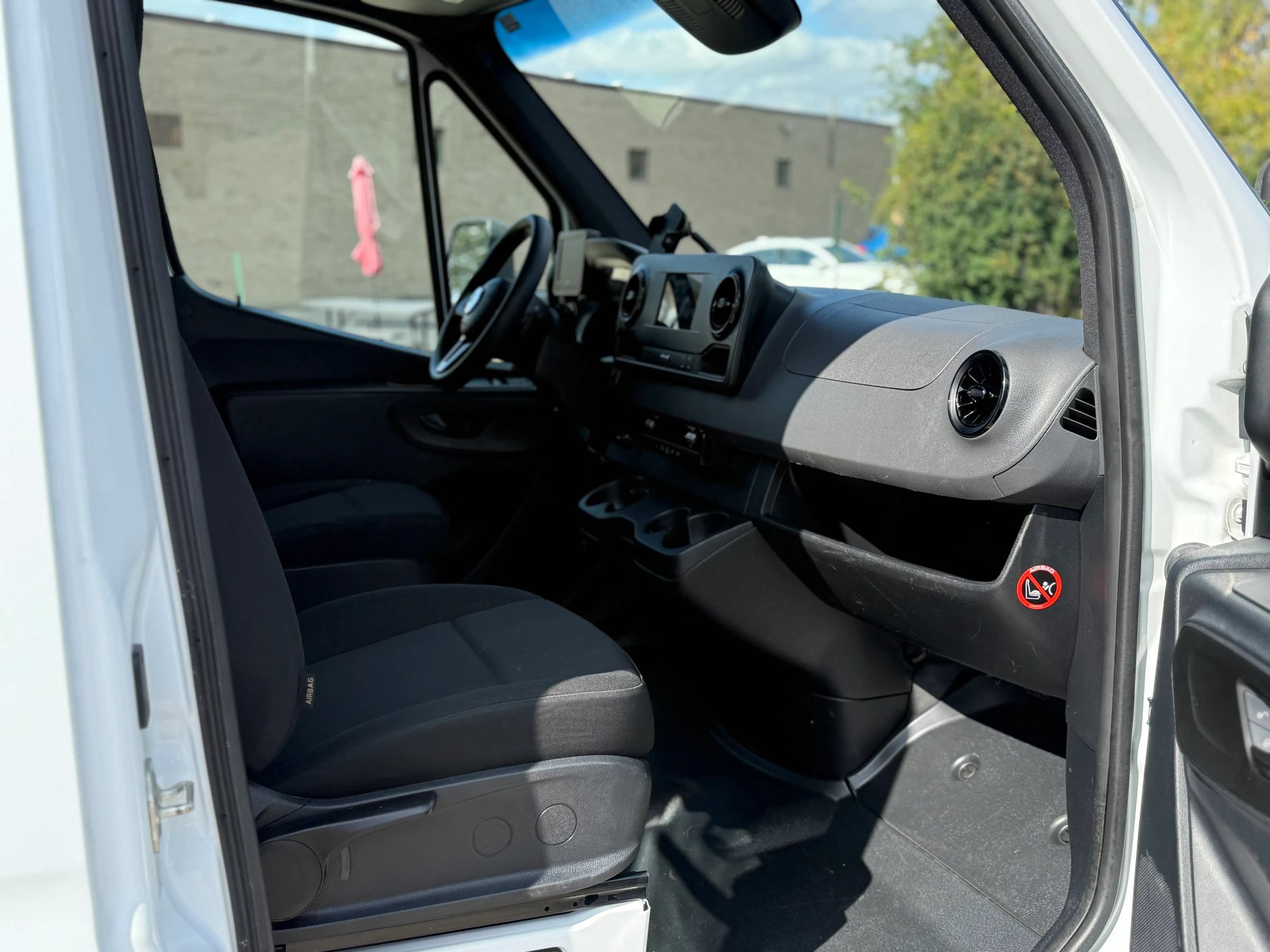 Used 2019 Freightliner Sprinter 3500 w/ Premium Package RWD image 8