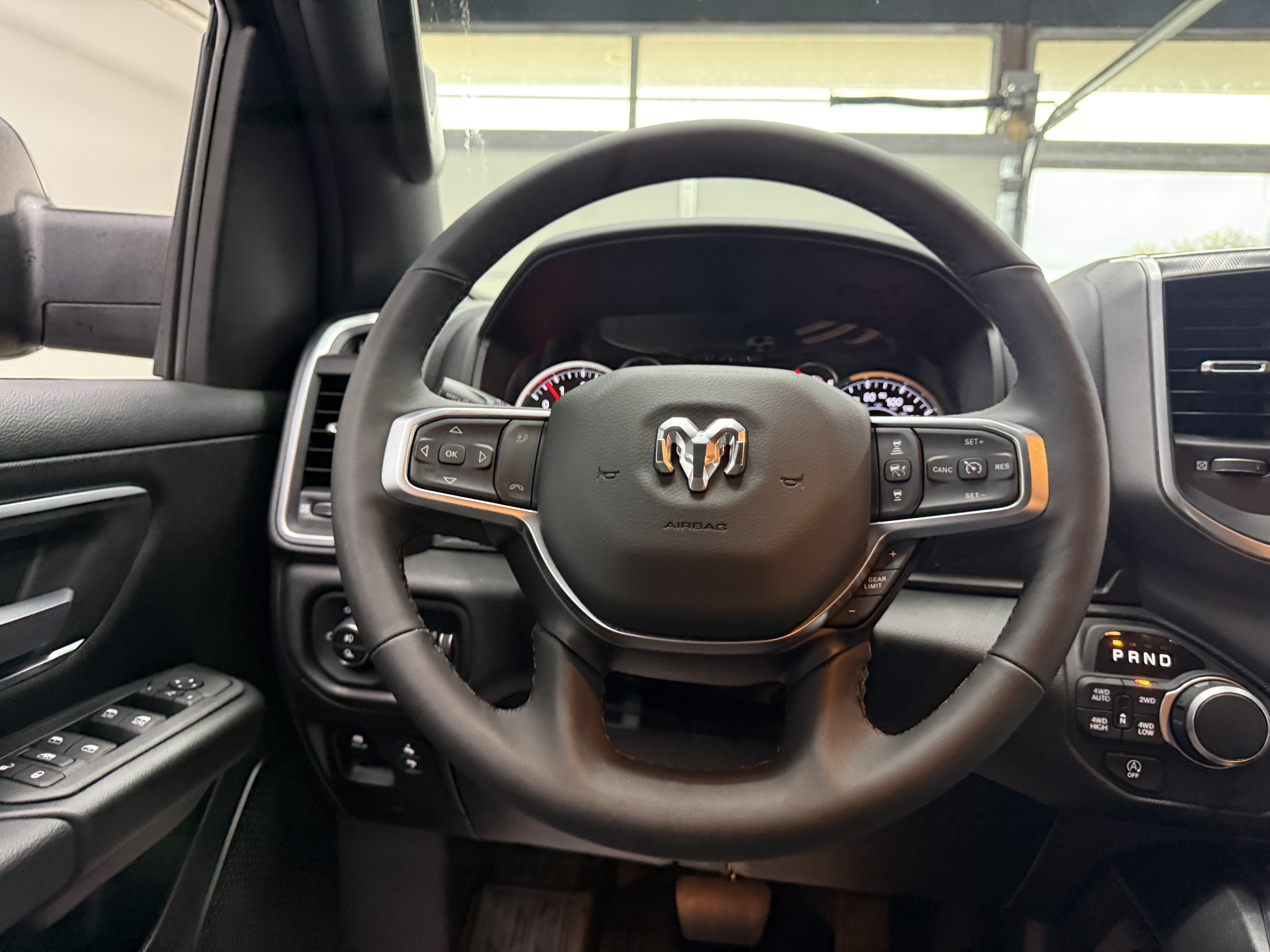 Used 2025 RAM 1500 Big Horn AWD/4WD image 12