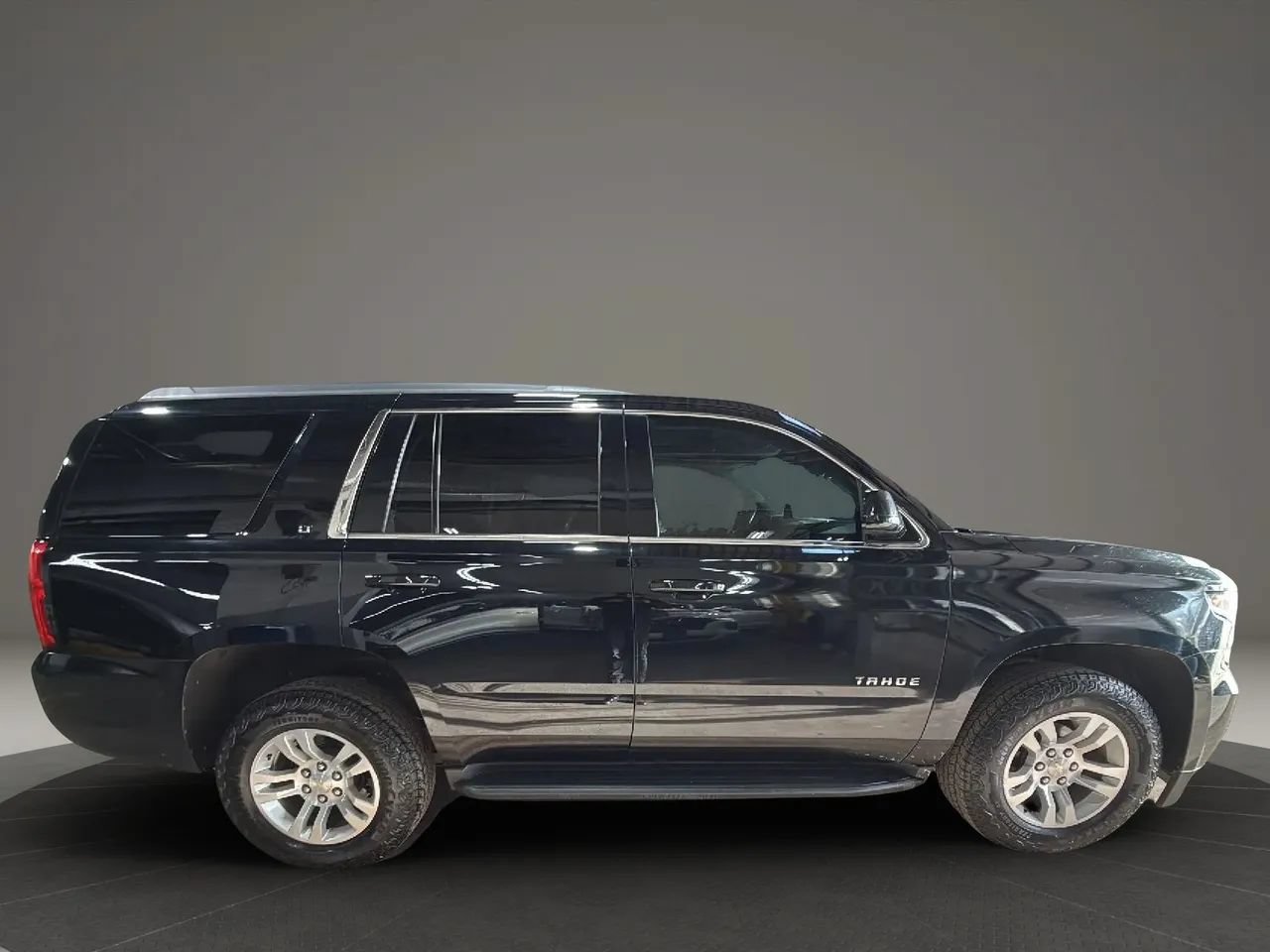 Used 2018 Chevrolet Tahoe LT AWD/4WD image 4