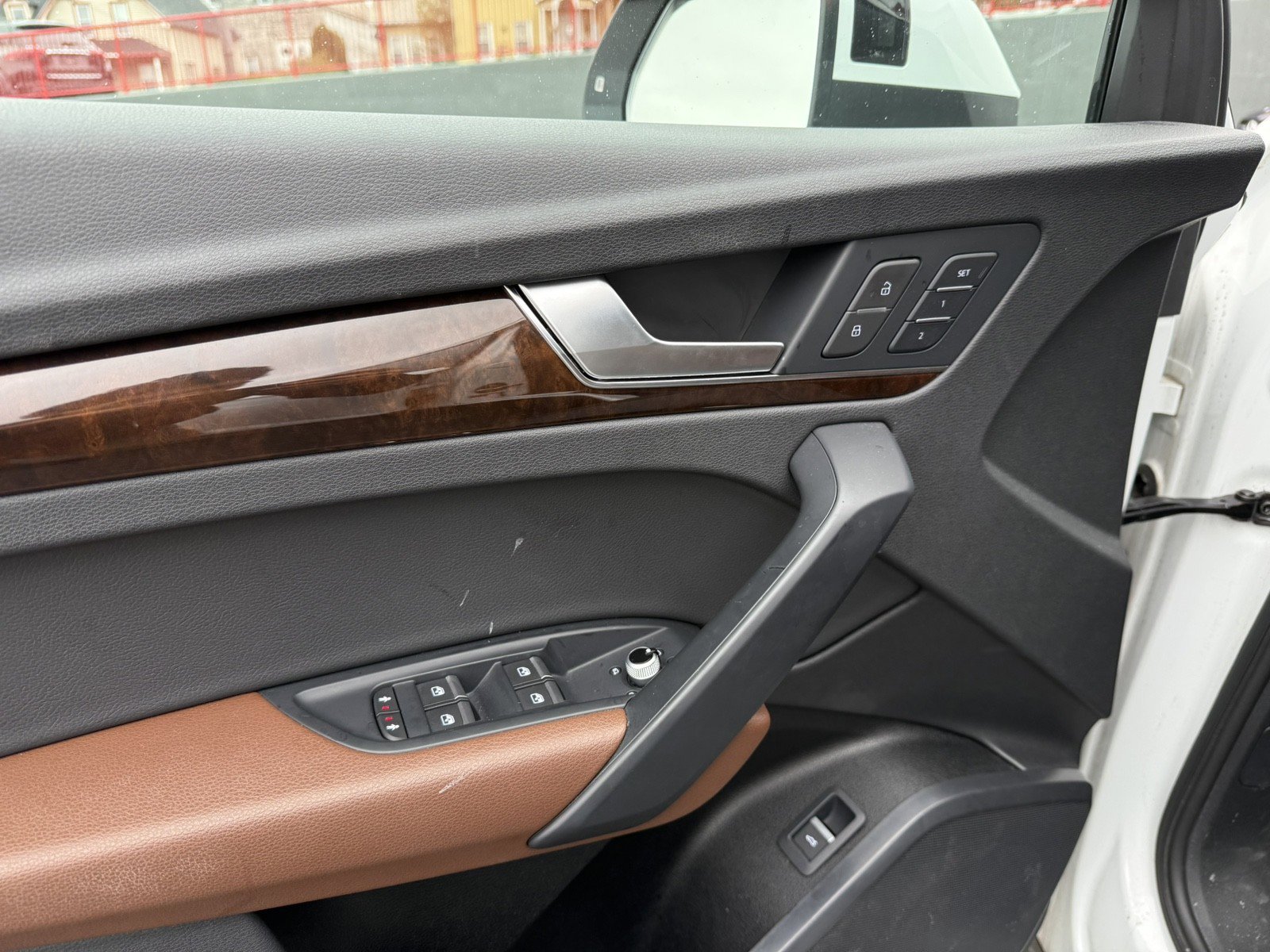 Used 2020 Audi Q5 2.0T Premium w/ Convenience Package AWD/4WD image 14