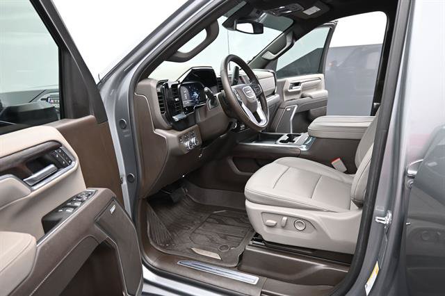 Used 2025 GMC Sierra 2500 SLT w/ Texas SLT Premium Package AWD/4WD image 11