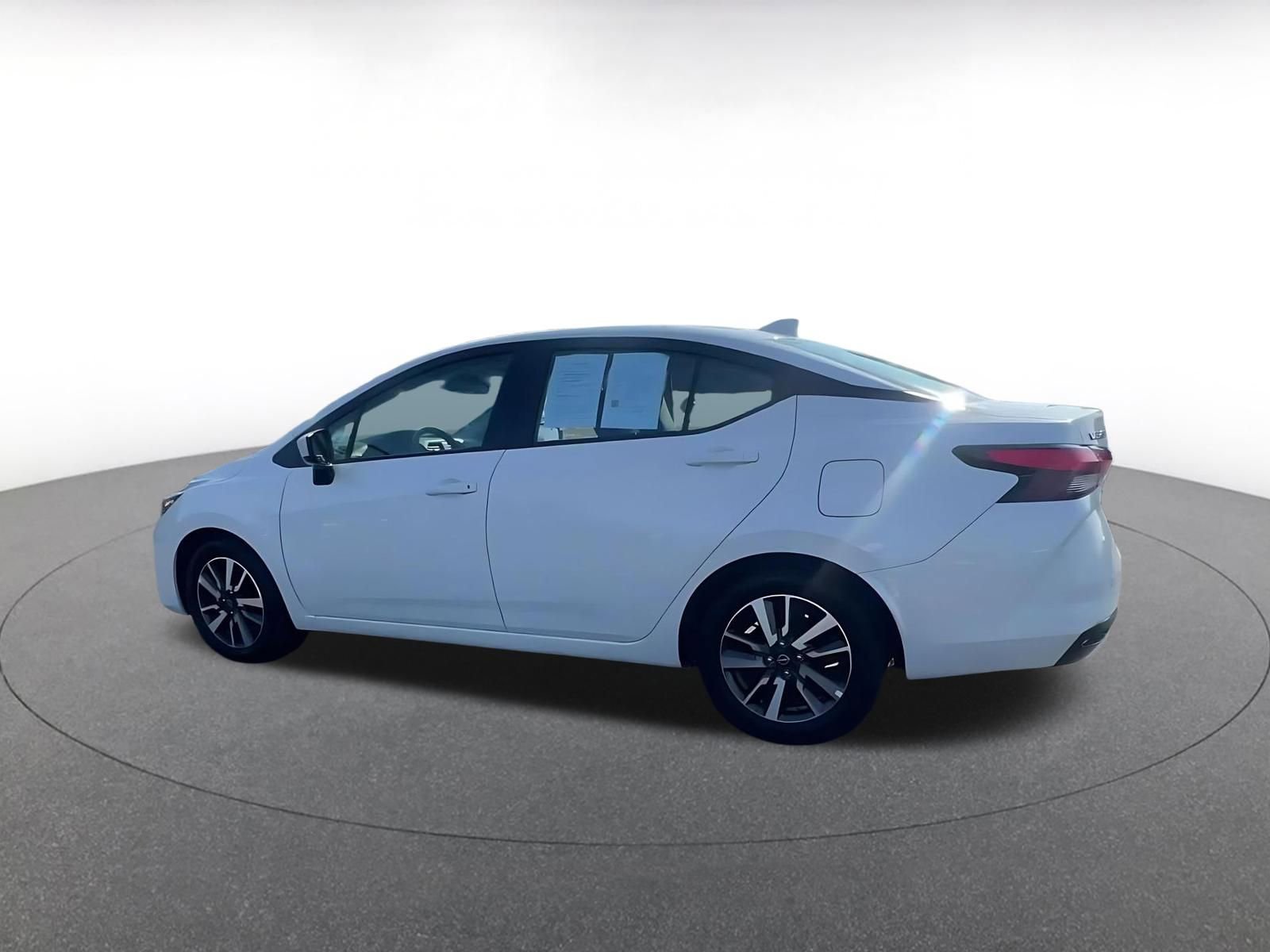 Used 2025 Nissan Versa SV image 10