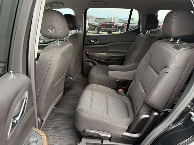 Certified 2023 GMC Acadia SLE w/ Driver Convenience Package image 13