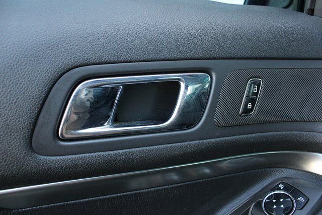 Used 2014 Ford Explorer Base image 4