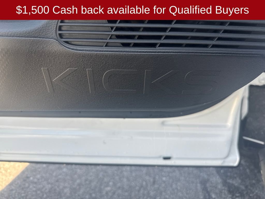 New 2026 Nissan Kicks SR w/ Cold Weather Package image 34