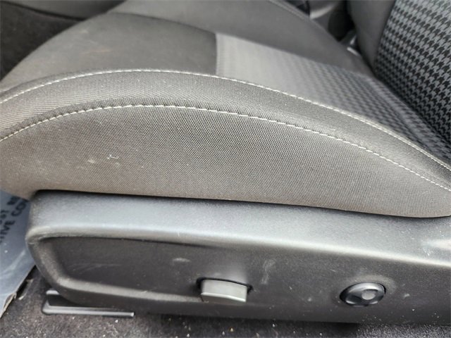 Used 2021 Dodge Challenger R/T Scat Pack w/ Driver Convenience Group image 9