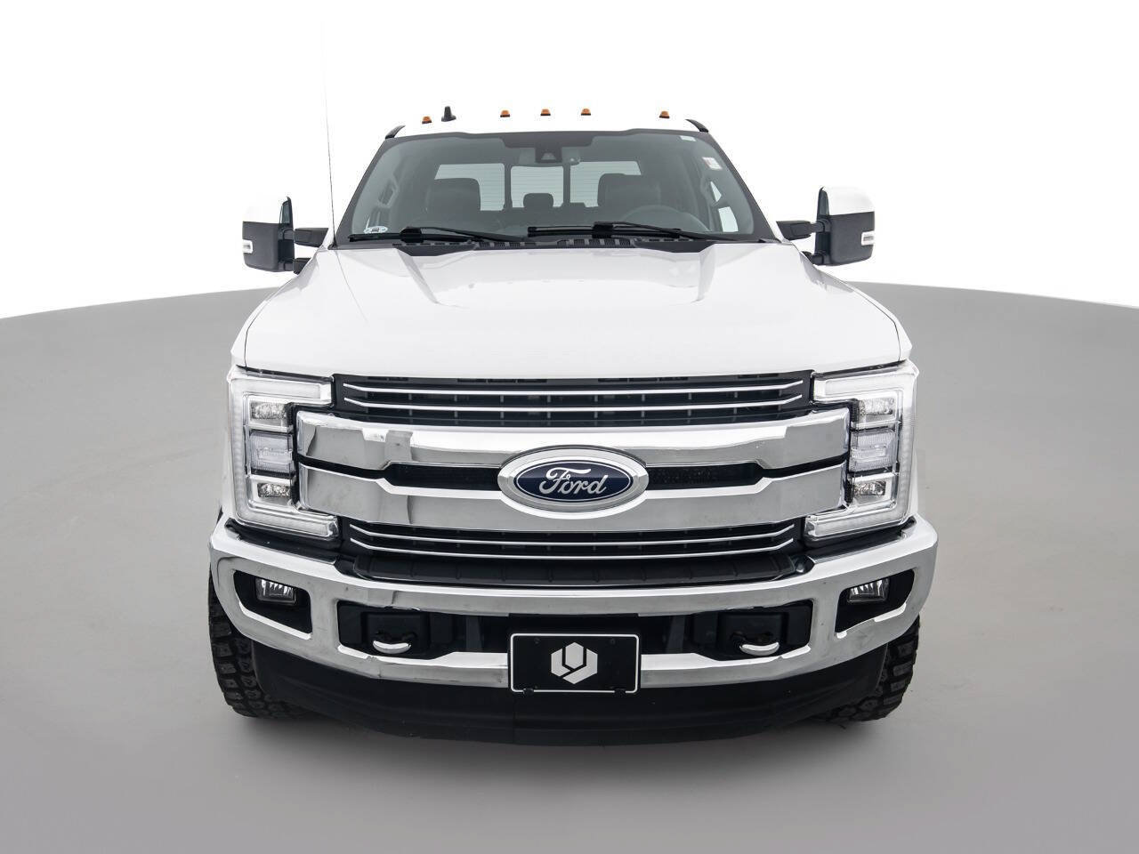 Used 2019 Ford F250 Lariat w/ Lariat Ultimate Package AWD/4WD image 2