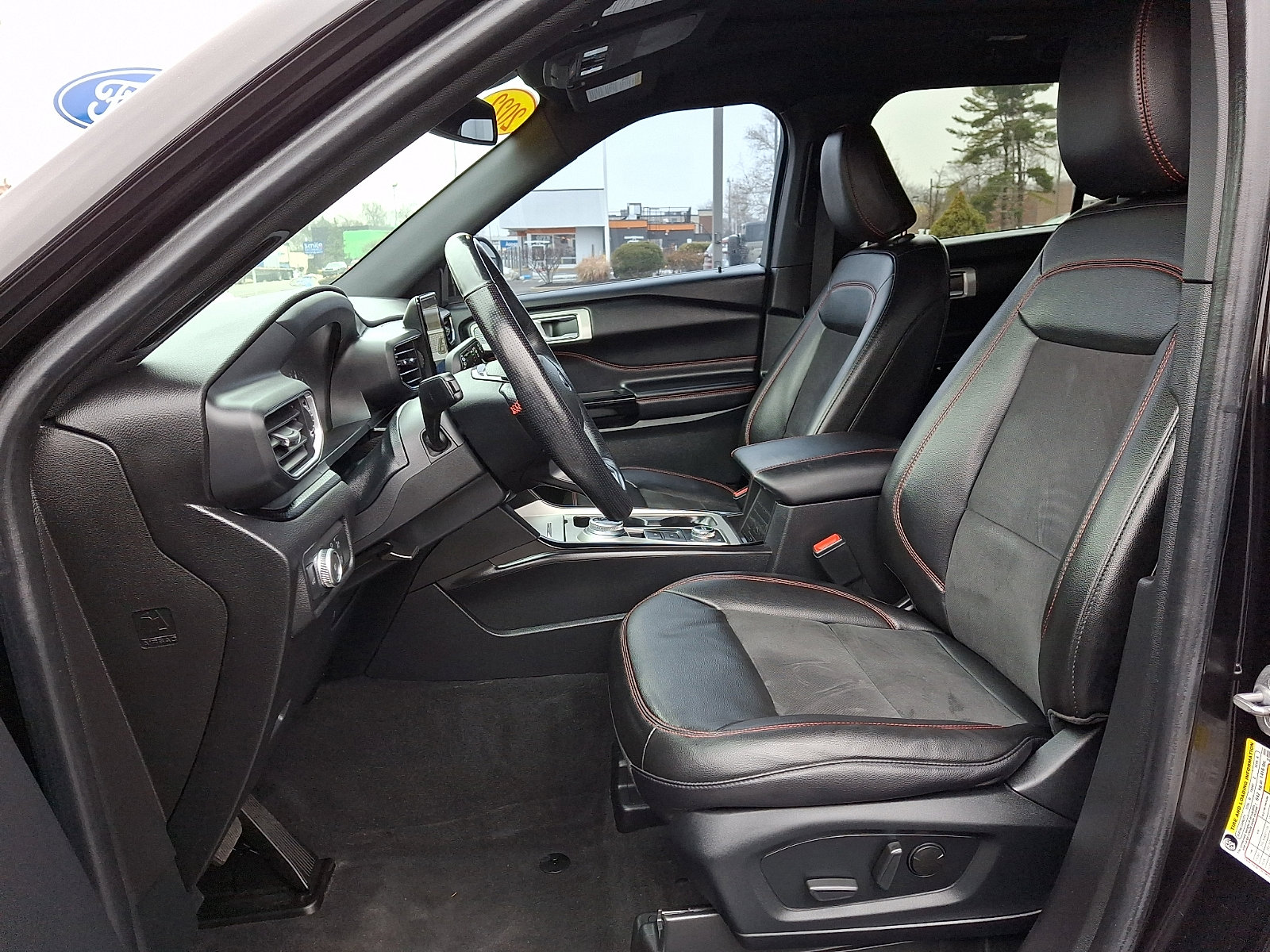 Used 2022 Ford Explorer ST-Line image 14