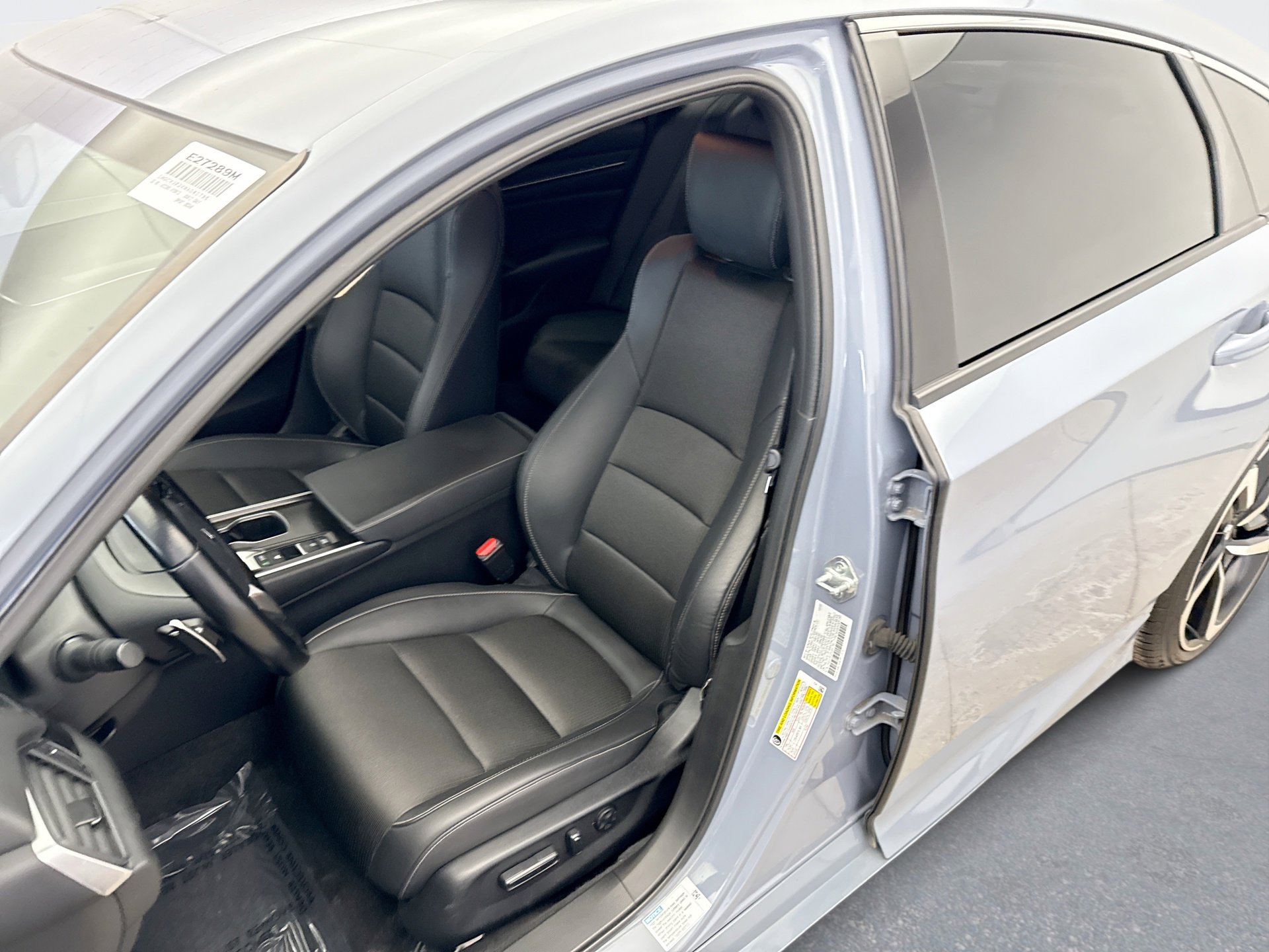 Used 2022 Honda Accord Sport image 11