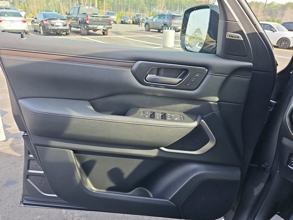 New 2026 Nissan Armada Platinum Reserve image 31