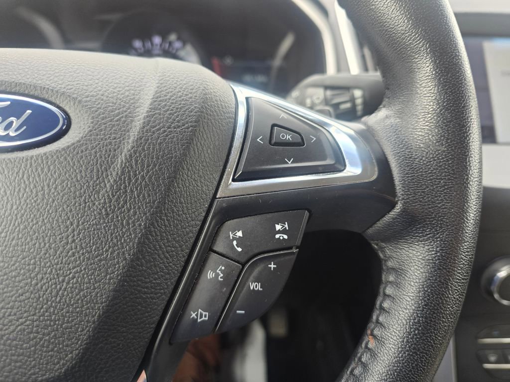 Used 2020 Ford Edge SEL w/ Convenience Package image 14