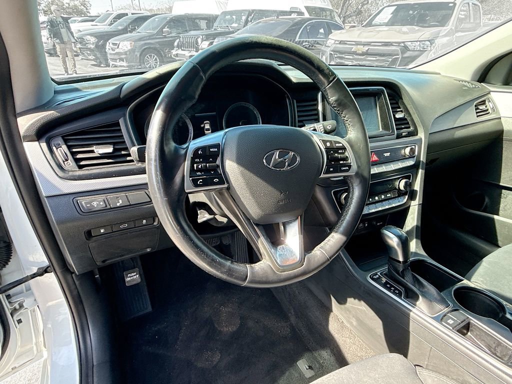 Used 2019 Hyundai Sonata SEL image 12