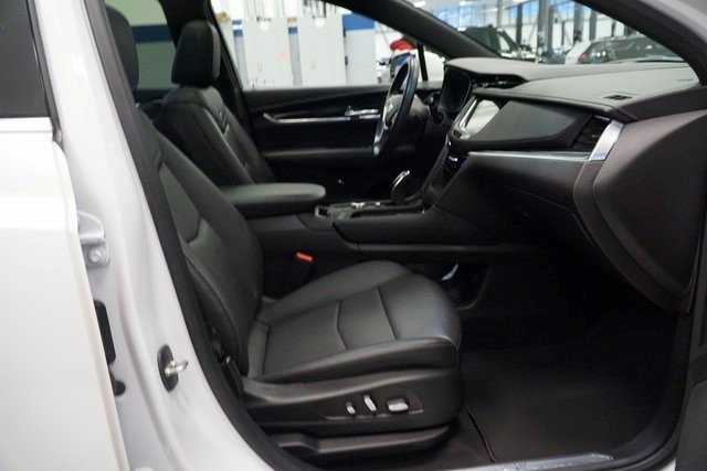 Certified 2022 Cadillac XT5 Premium Luxury image 14