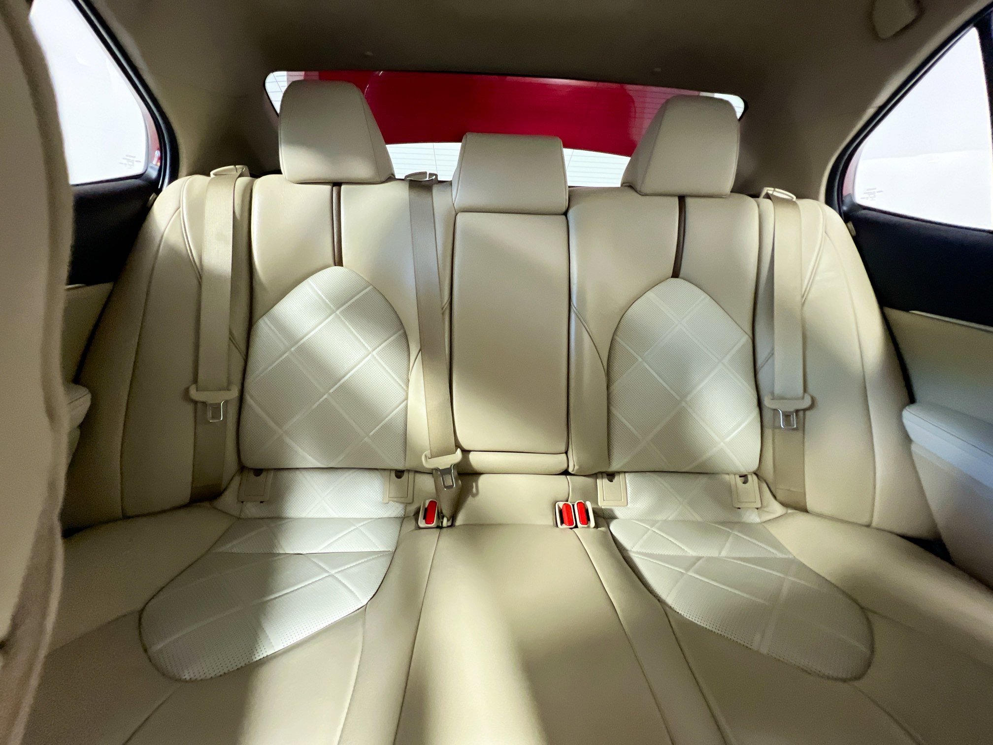 Used 2019 Toyota Camry XLE image 31