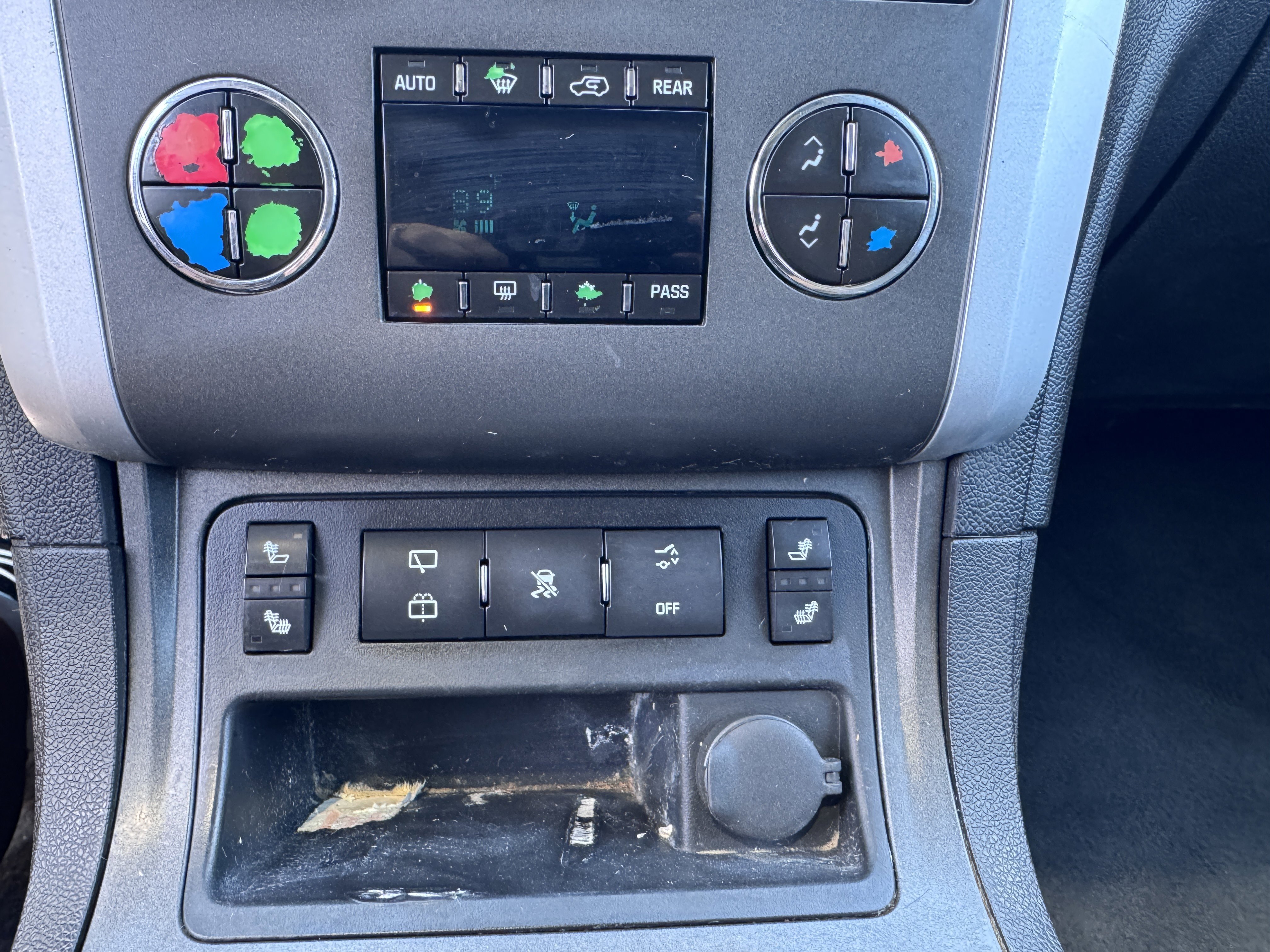 Used 2011 Chevrolet Traverse LT w/ Personal Connectivity Package AWD/4WD image 20