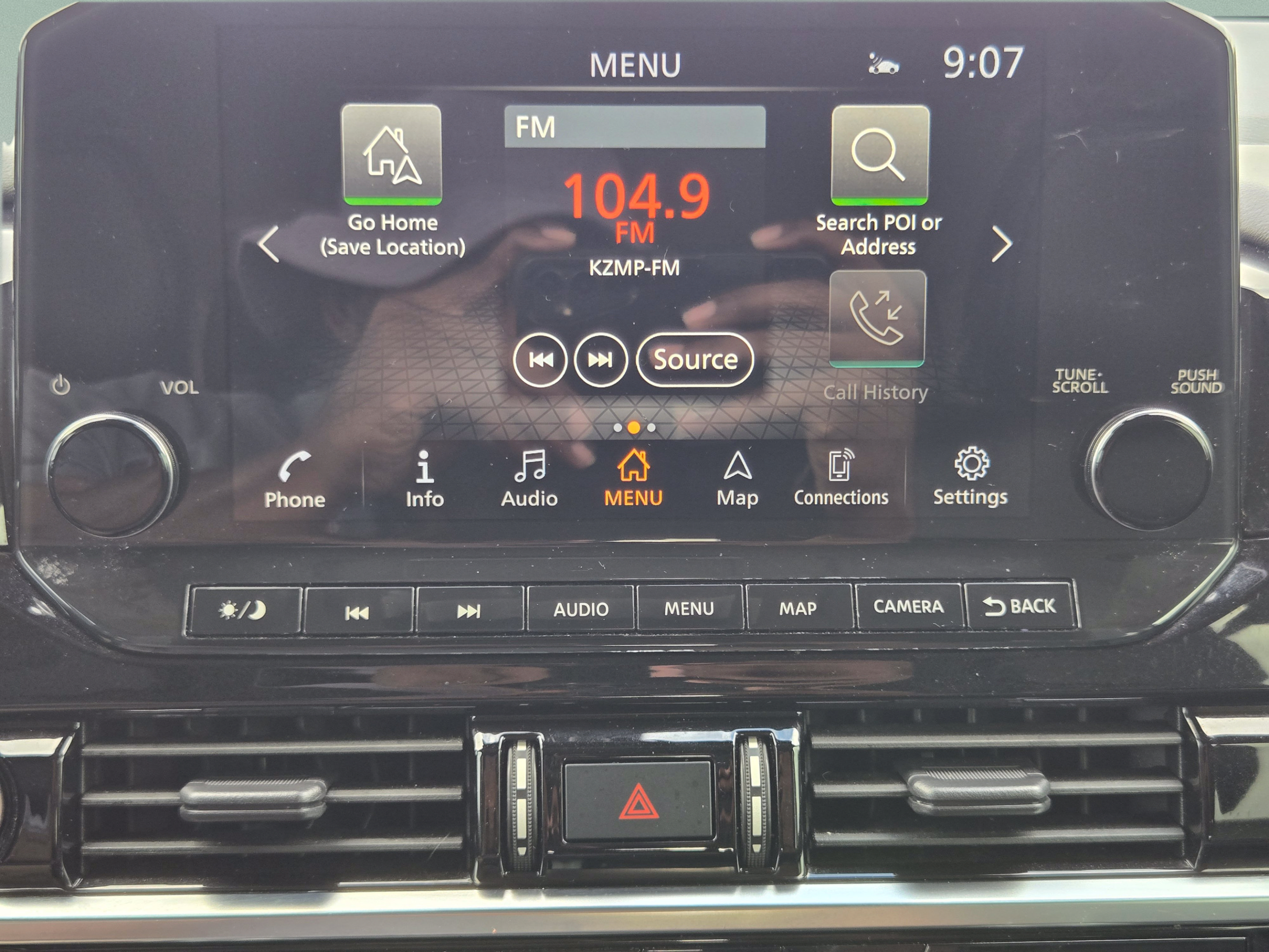 Used 2023 Nissan Pathfinder SL AWD/4WD image 13