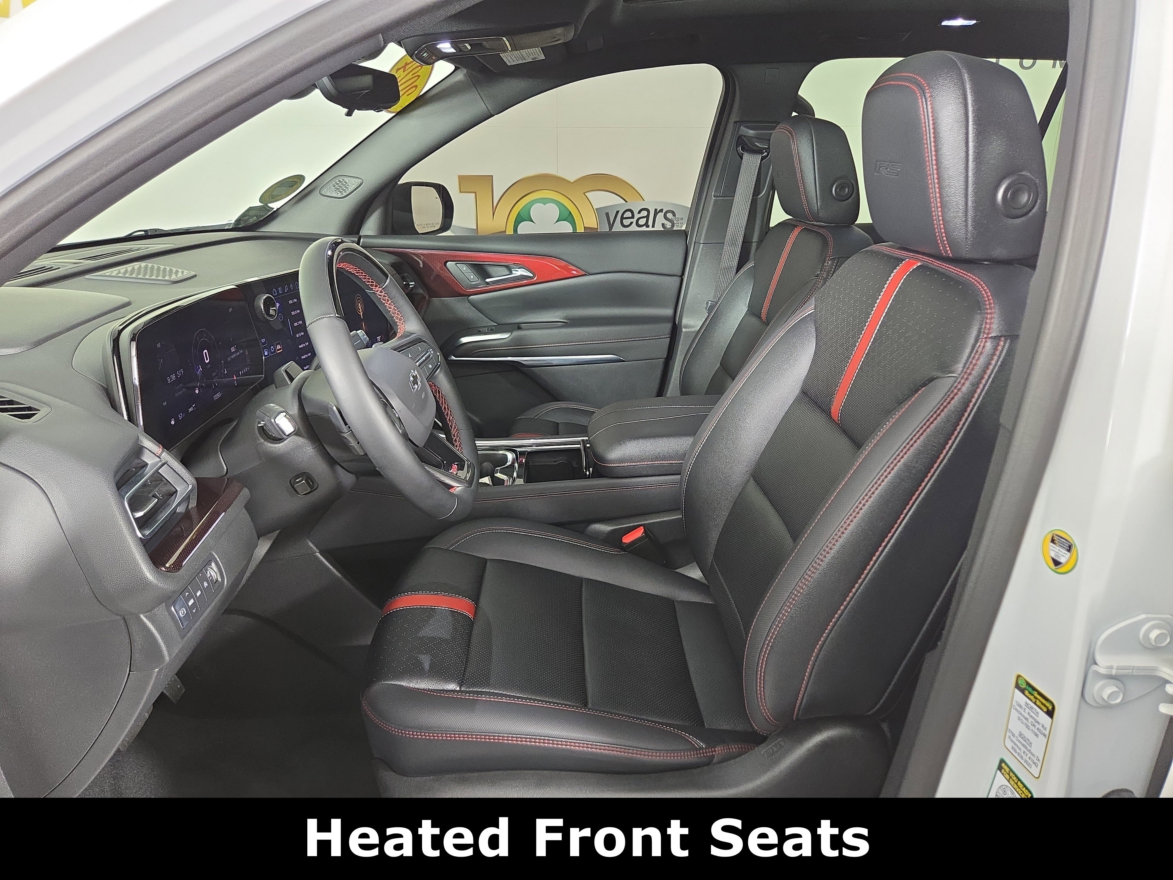 Certified 2024 Chevrolet Traverse RS image 11