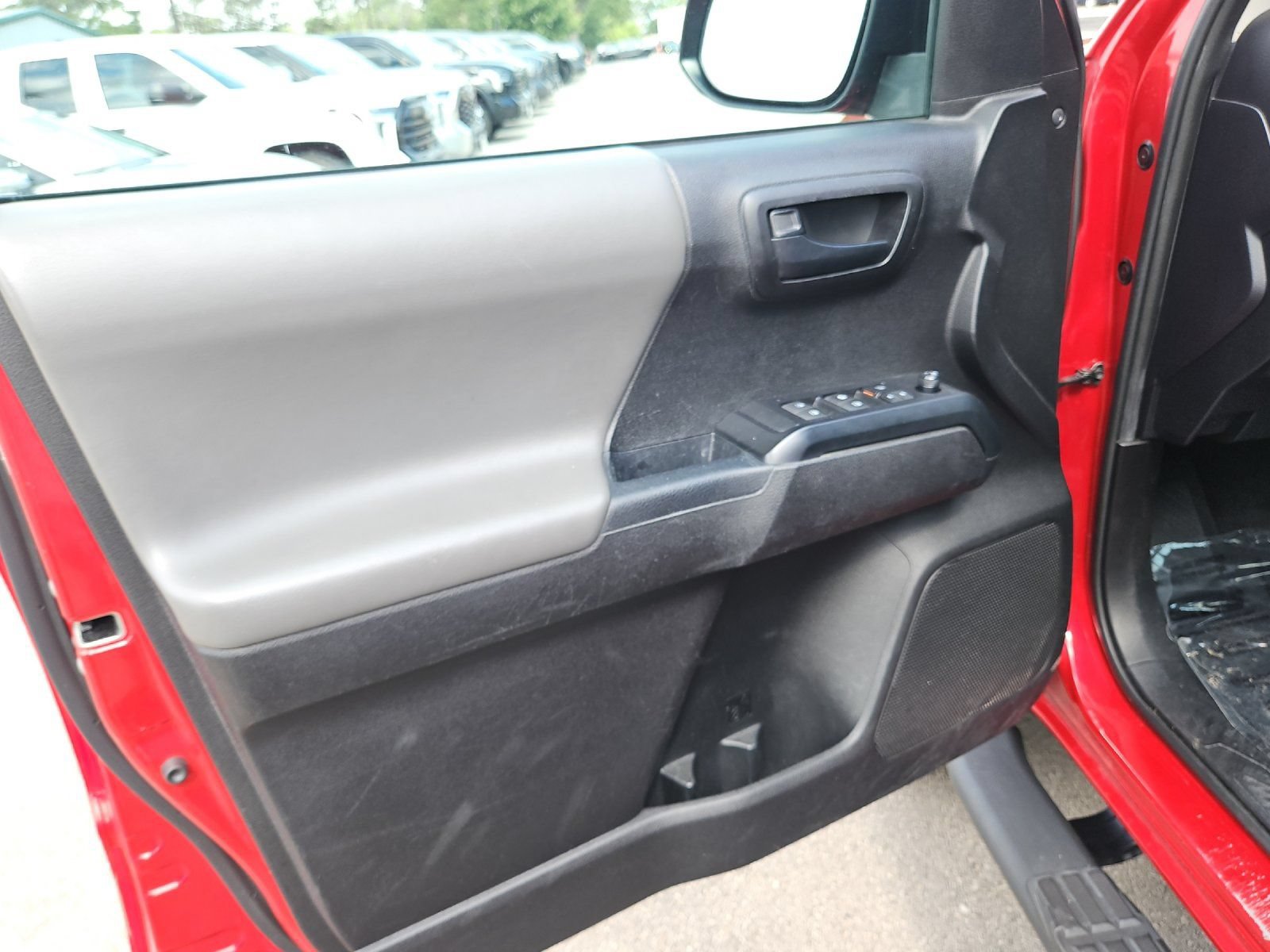 Certified 2021 Toyota Tacoma SR w/ SR Convenience Package RWD image 10