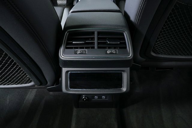 Used 2021 Audi e-tron Premium Plus w/ Premium Plus Package image 20
