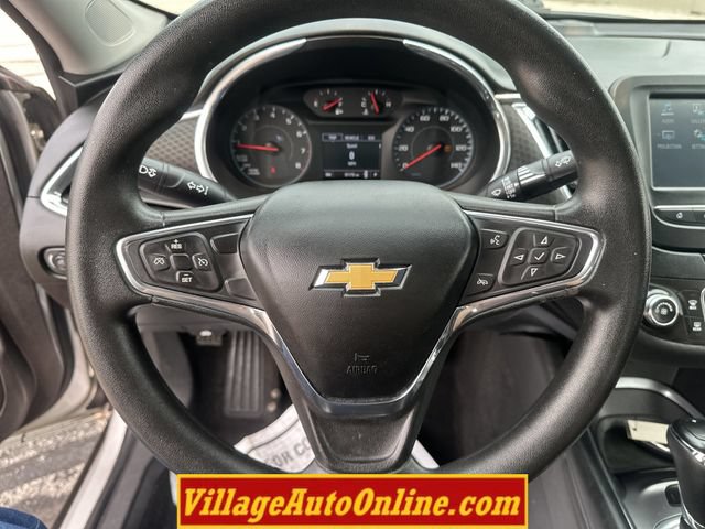 Used 2016 Chevrolet Malibu LT FWD image 23