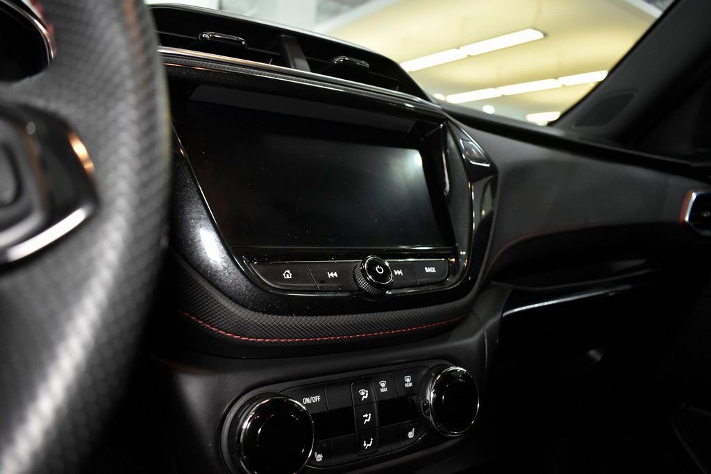 Used 2023 Chevrolet TrailBlazer RS w/ Convenience Package image 38