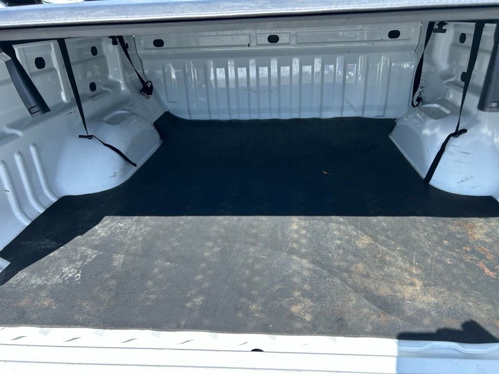 Used 2022 Chevrolet Colorado LT w/ Safety Package image 9