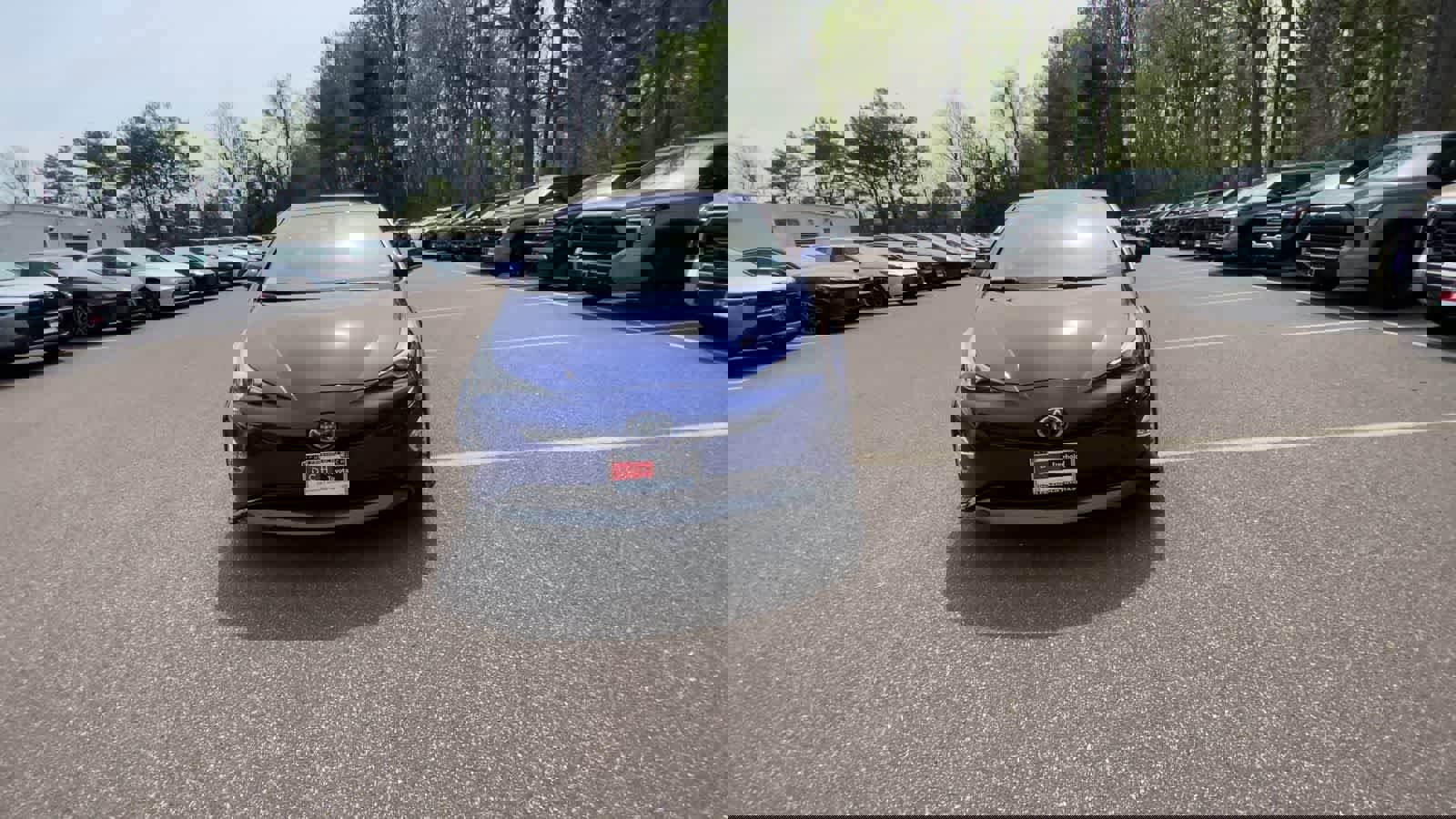 Used 2018 Toyota Prius Three Touring w/ Appearance Package FWD image 6